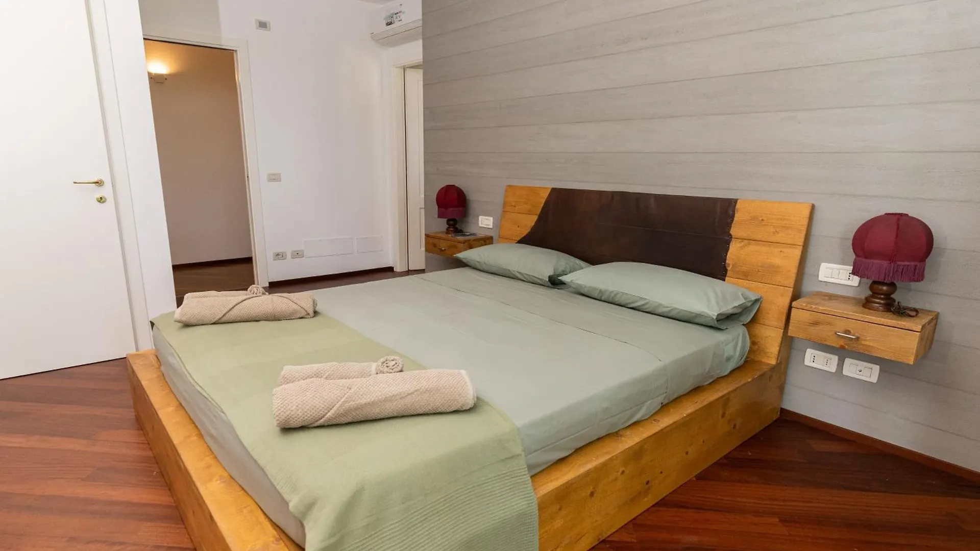 Villa Blue Moon Relais Santa Maria di Scacciano 0*,  Italia