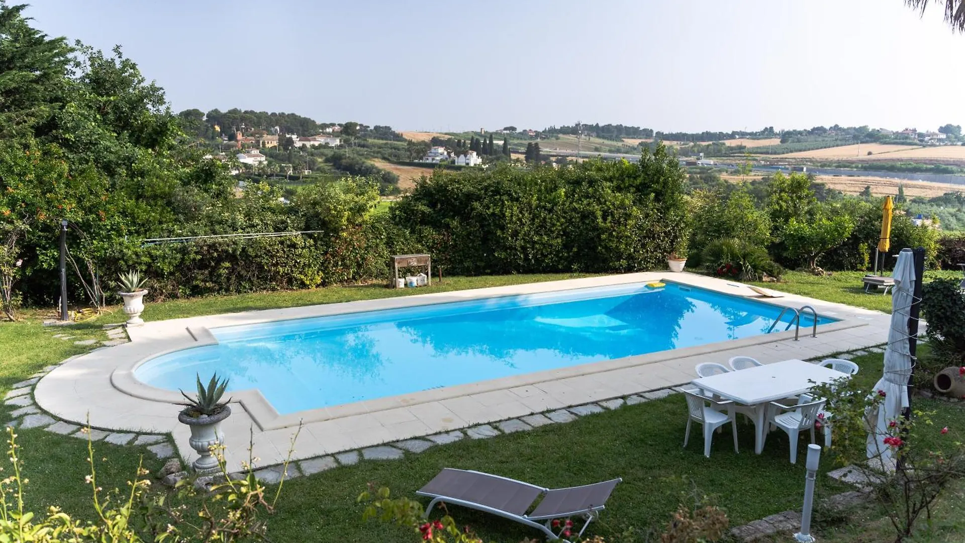 Villa Blue Moon Relais Santa Maria di Scacciano 0*,