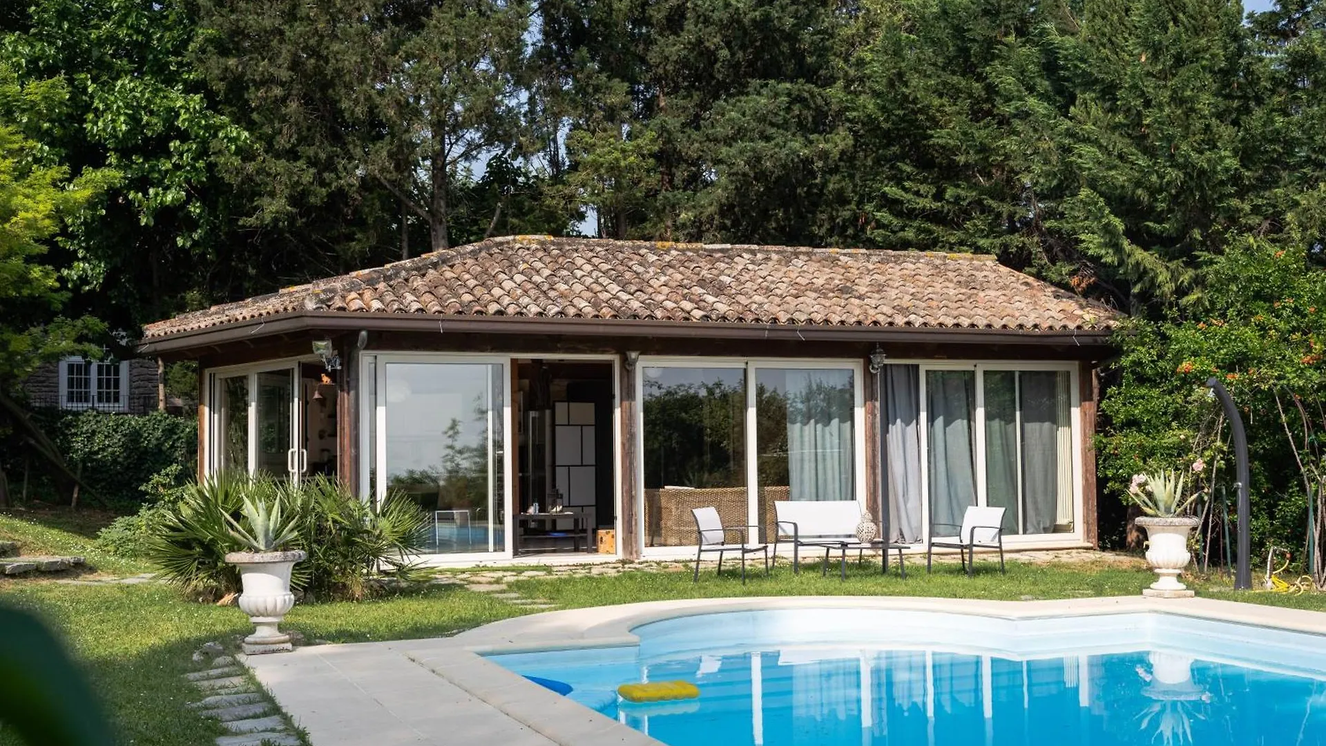 Villa Blue Moon Relais Santa Maria di Scacciano